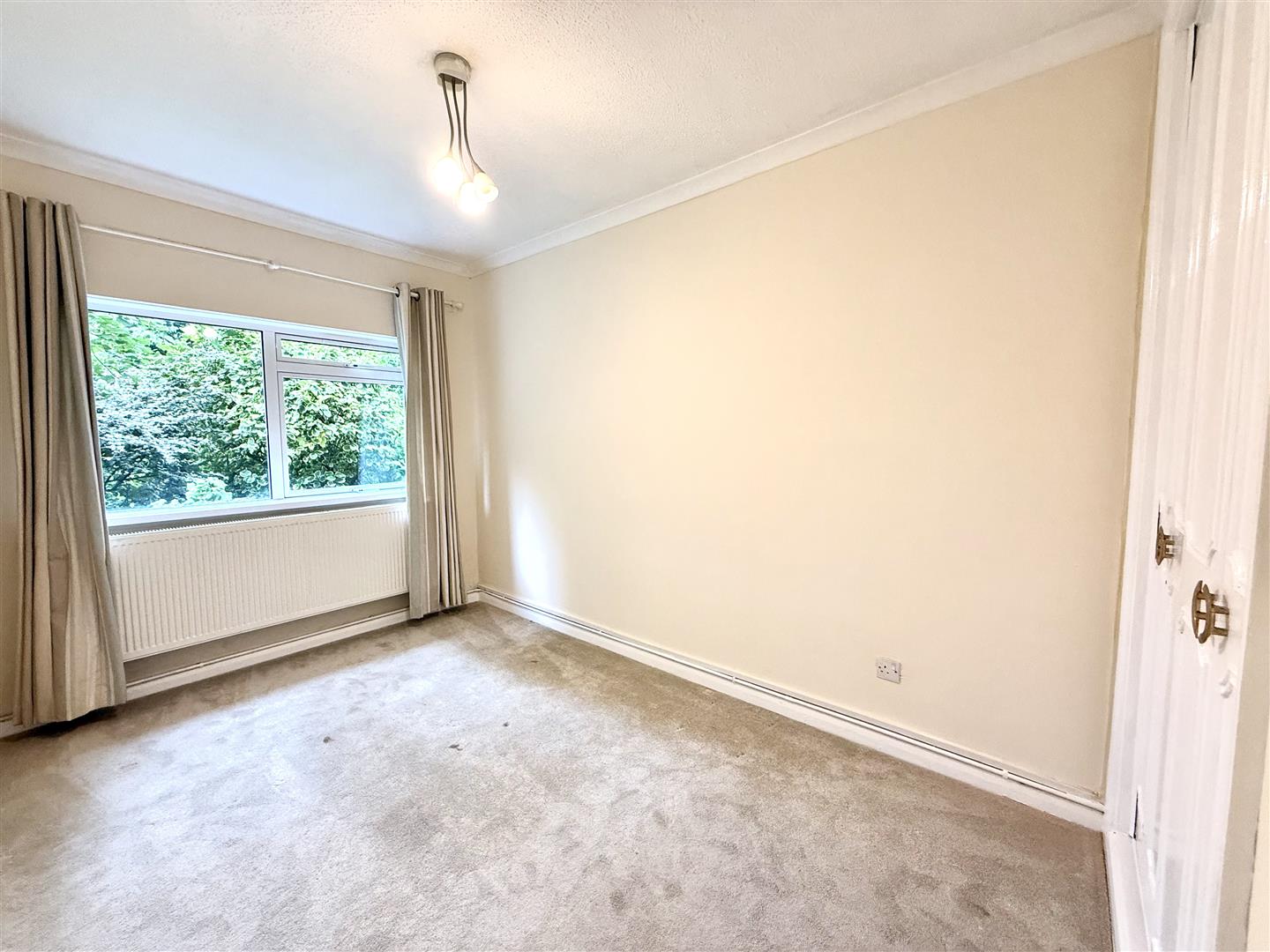 Long Oaks Court, Sketty, Swansea, SA2 0QH